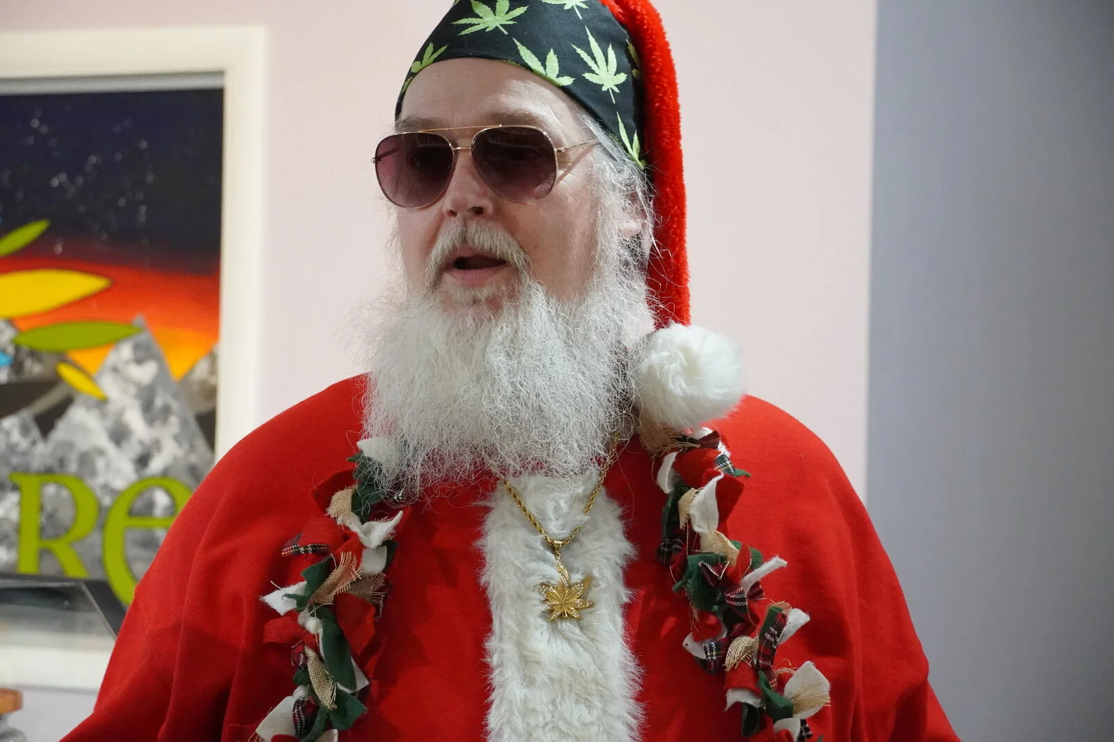 Come on The Smoking Santa Show